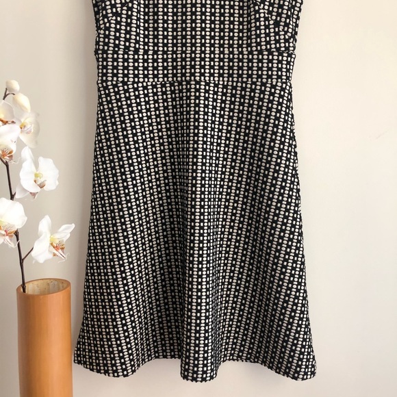 Women’s Loft Petite Skater Dress Size 2 - Picture 3 of 10